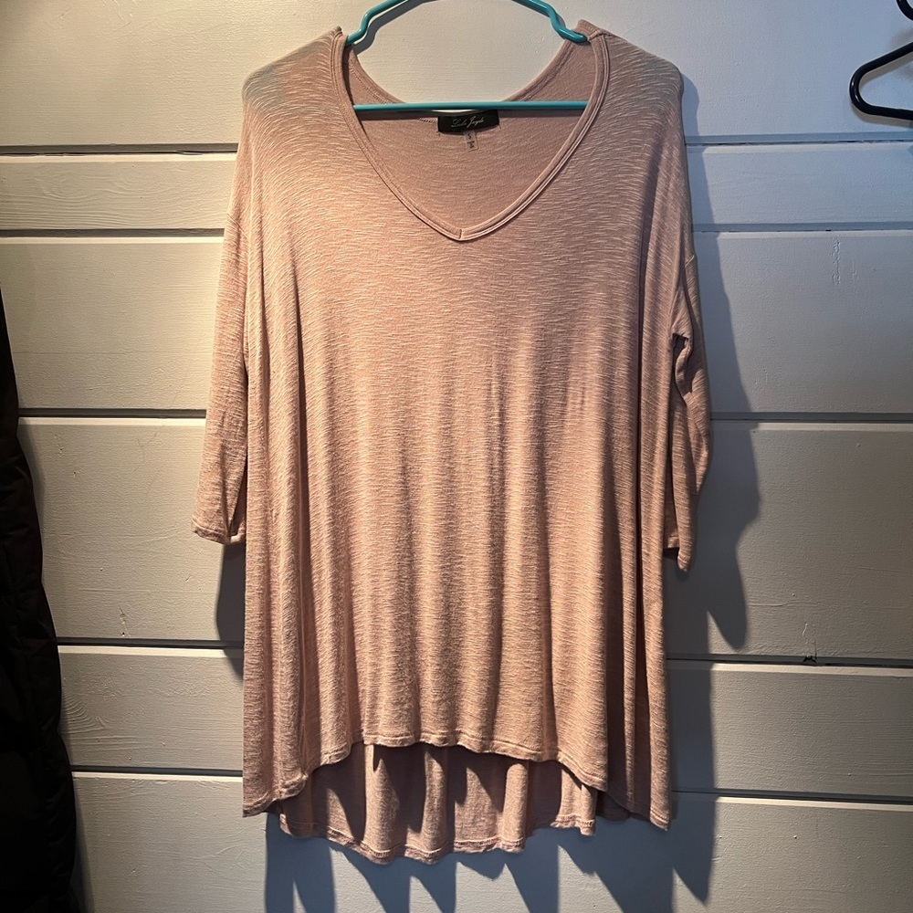 Pale pink 3/4 sleeve top